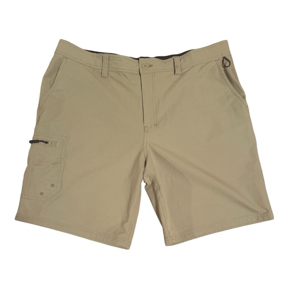 Realtree Tan Fishing Men’s Size Large Cargo Shorts - Picture 1 of 4
